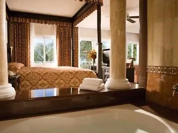 نيغريل Hotel Riu Palace Tropical Bay